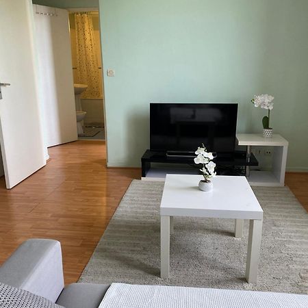Appart Calme Avec Parking Gratuit Evry-Gregy-sur-Yerre Dış mekan fotoğraf